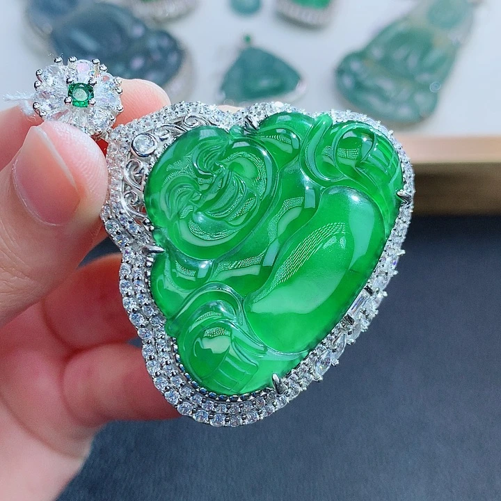 翡翠颈饰银S925镶嵌翡翠