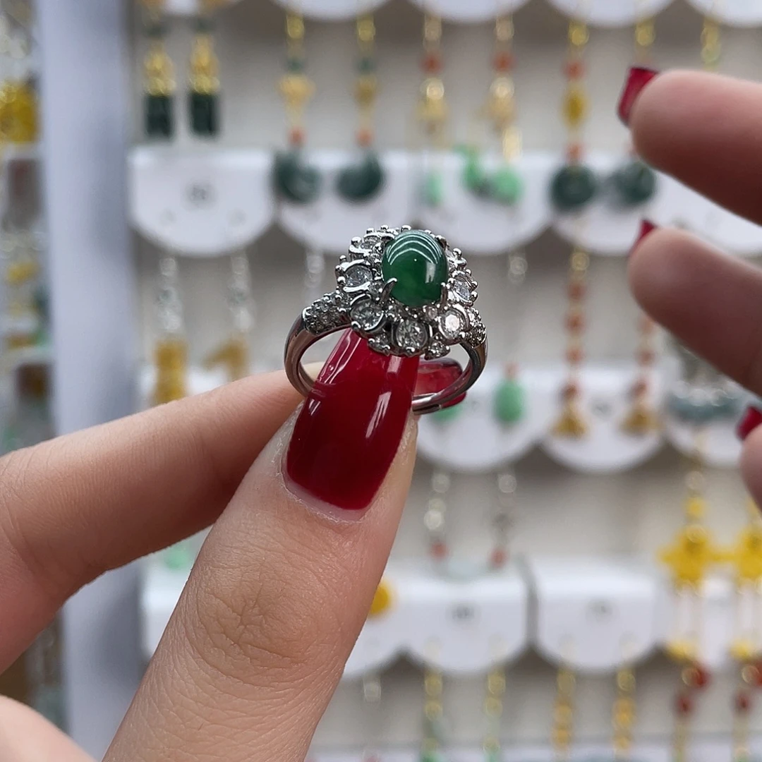 翡翠未镶嵌耳饰戒指