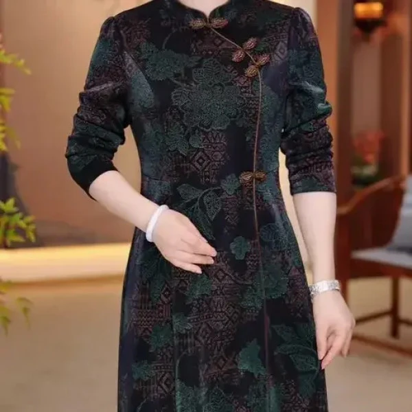 大码遮肚子2025款秋季遮肉显瘦改良旗袍裙中老年气质妈妈装连衣裙