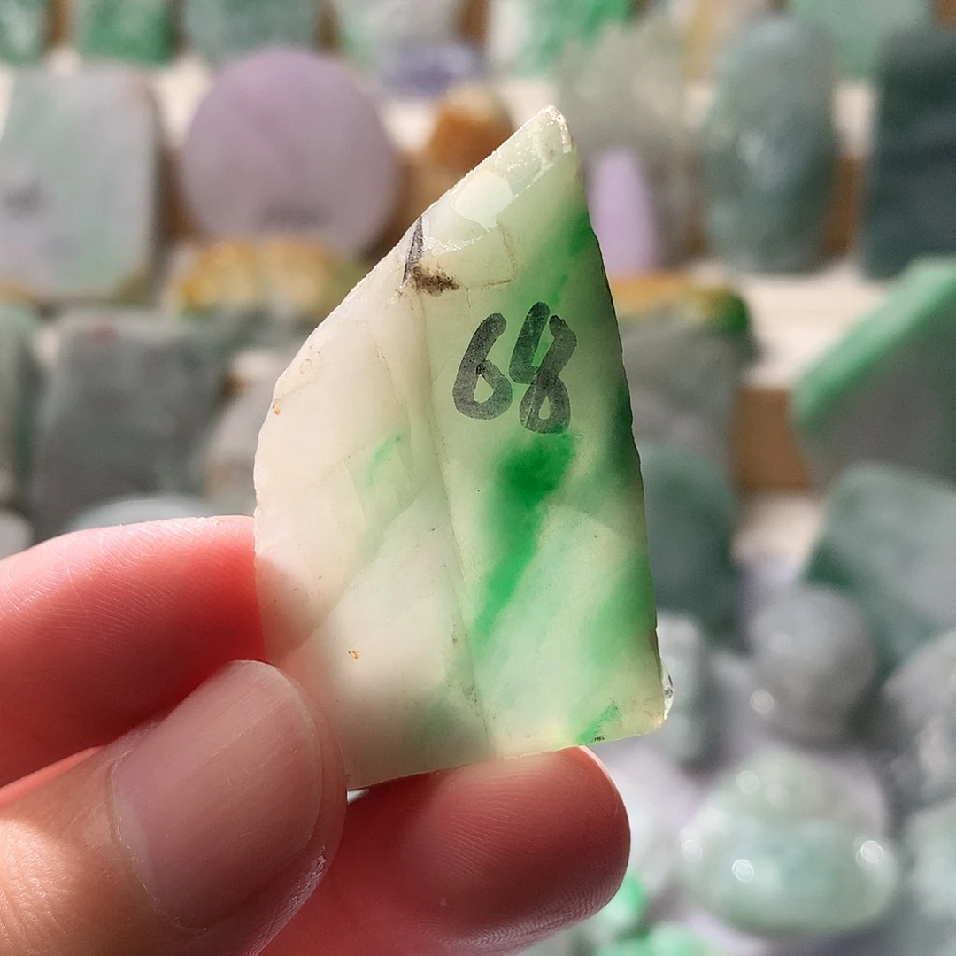 翡翠散珠翡翠原石片料