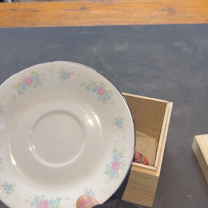 用***3瓷片拾六家的瓷器瓷器