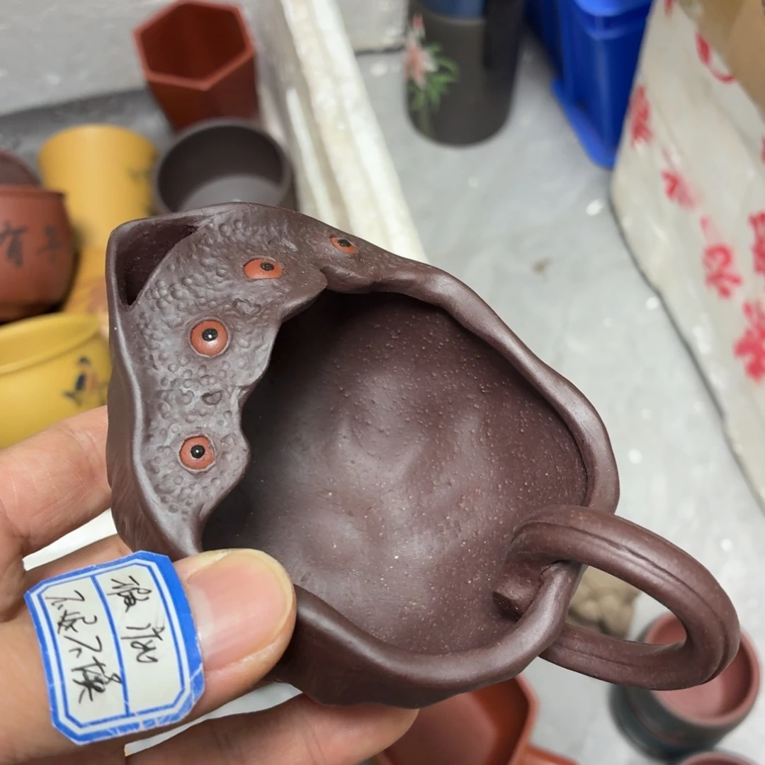 淡****茶杯紫砂瑕疵不退不换介意勿拍