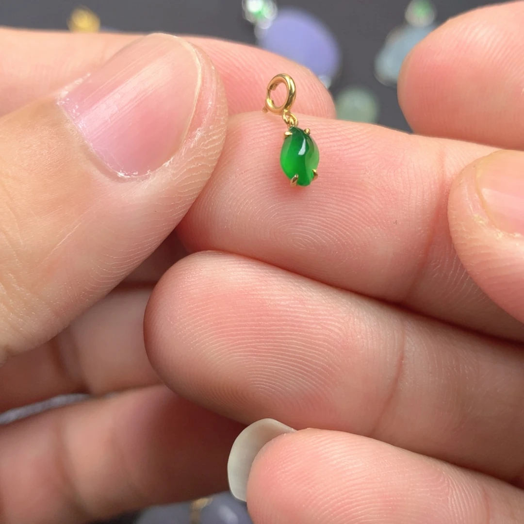 【闪购商品】翡翠18K金镶嵌颈饰翡翠