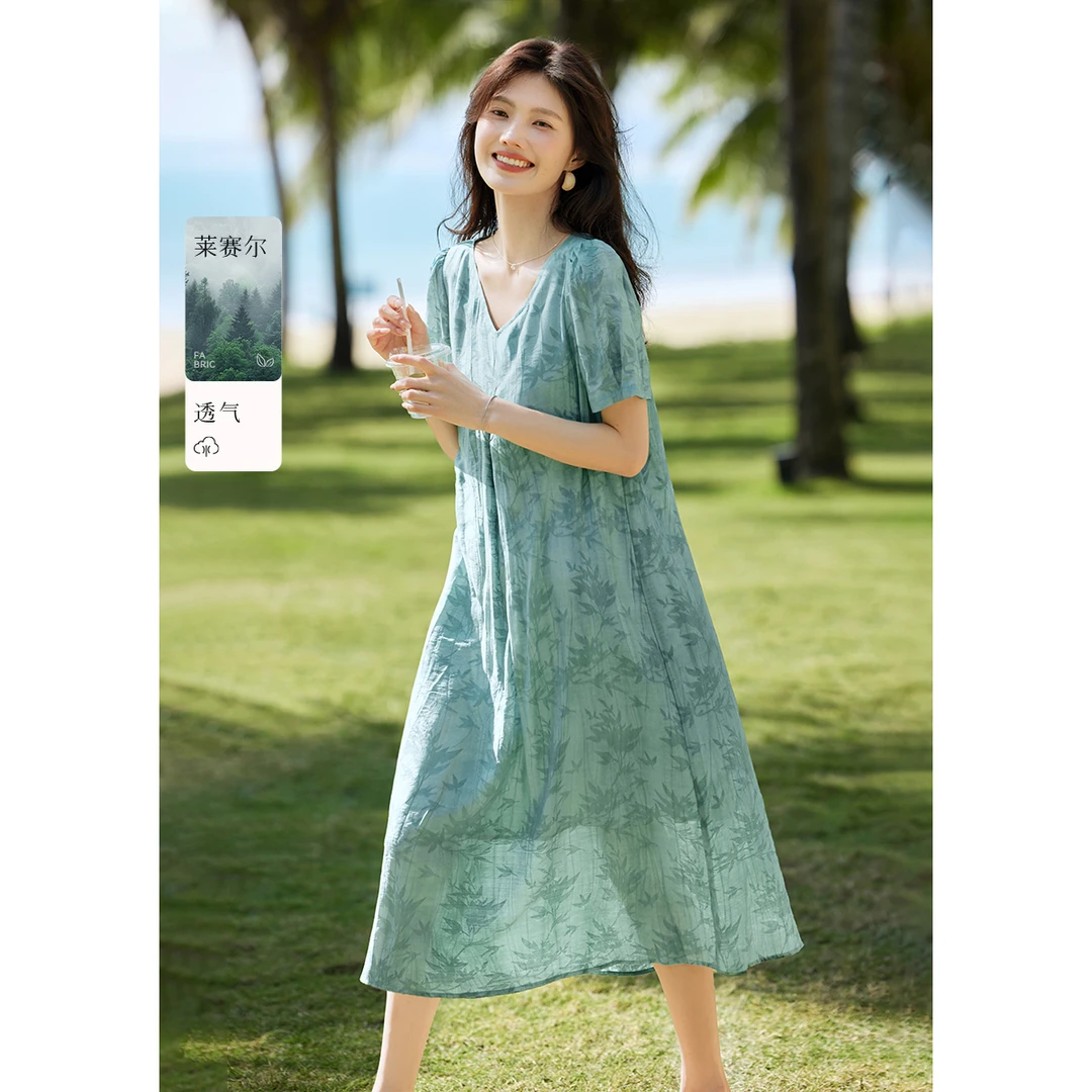 XWI/欣未2025夏款气质优雅轻国风肌理感提花V领莱赛尔连衣裙3A001