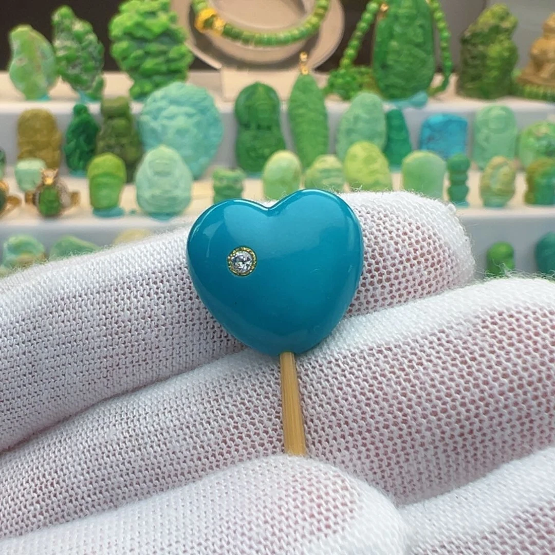 绿松石未镶嵌绿松石、主播何丽