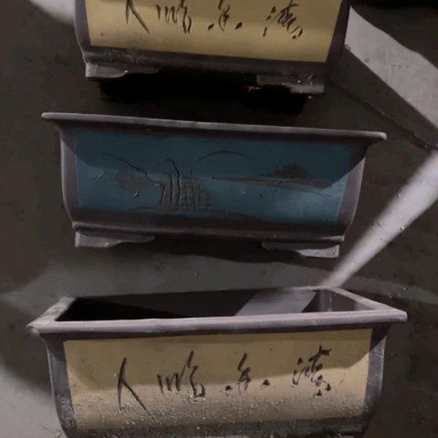 100-3。  微瑕。