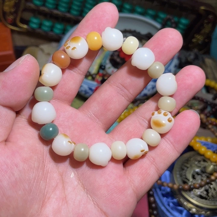 大叶紫檀（黑酸枝木类）