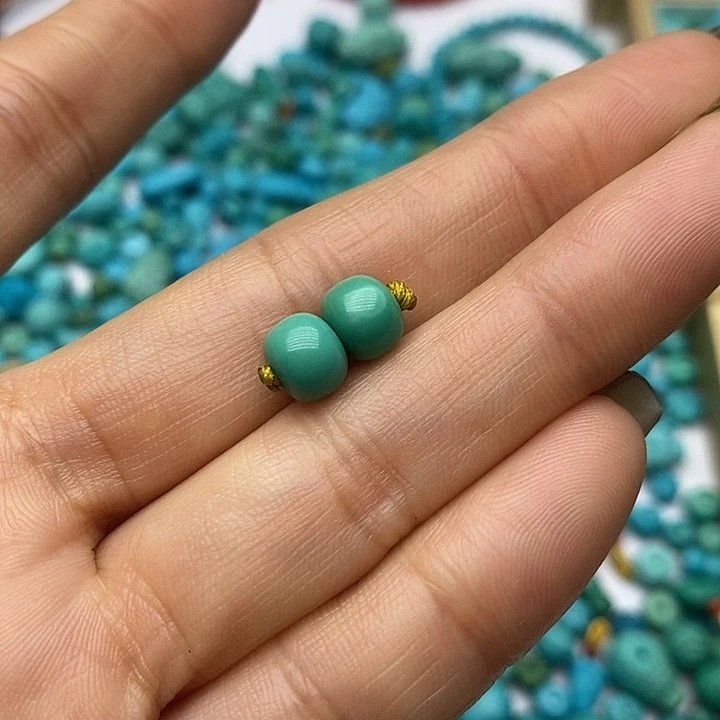 绿松石未镶嵌珠宝奇石