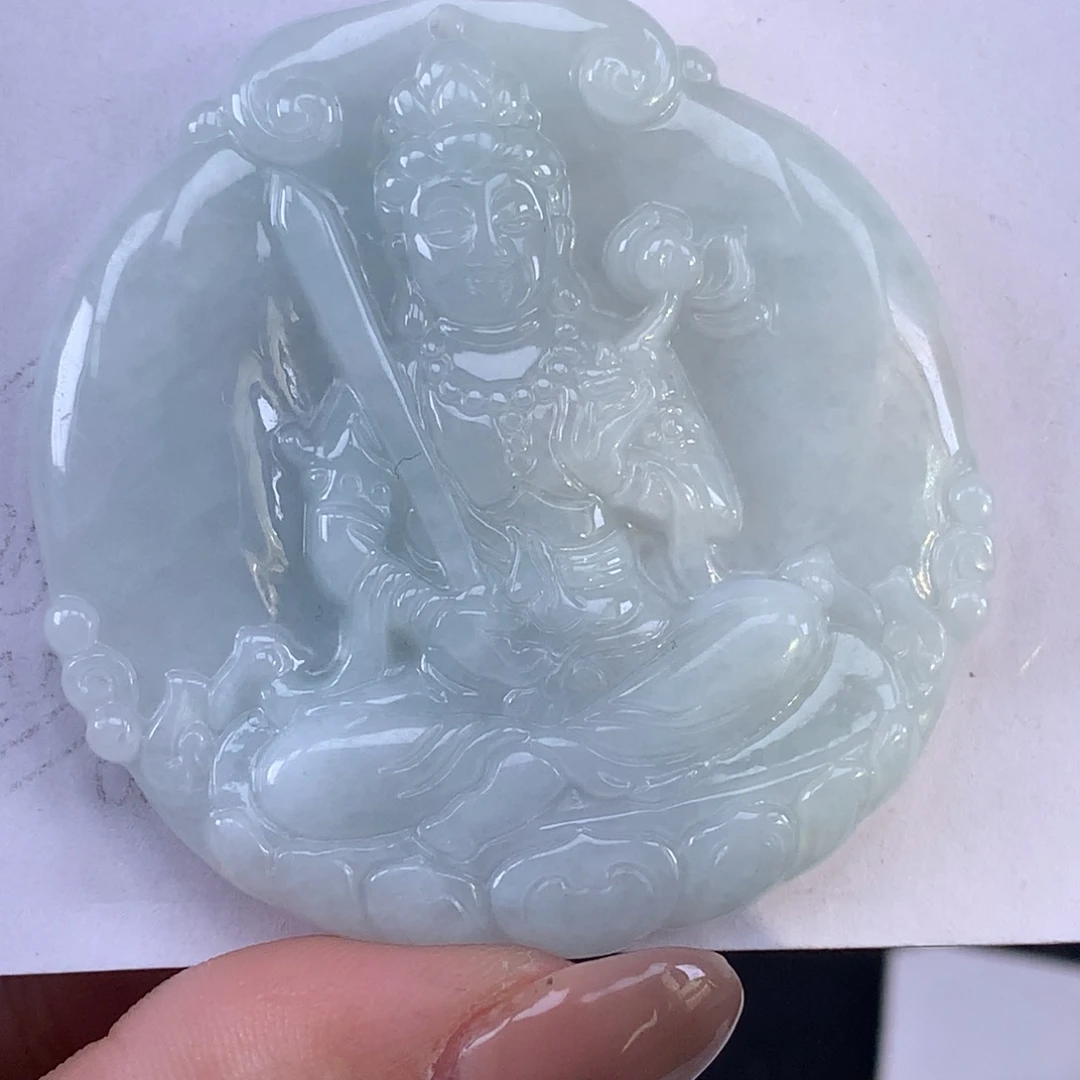 翡翠未镶嵌颈饰虚空