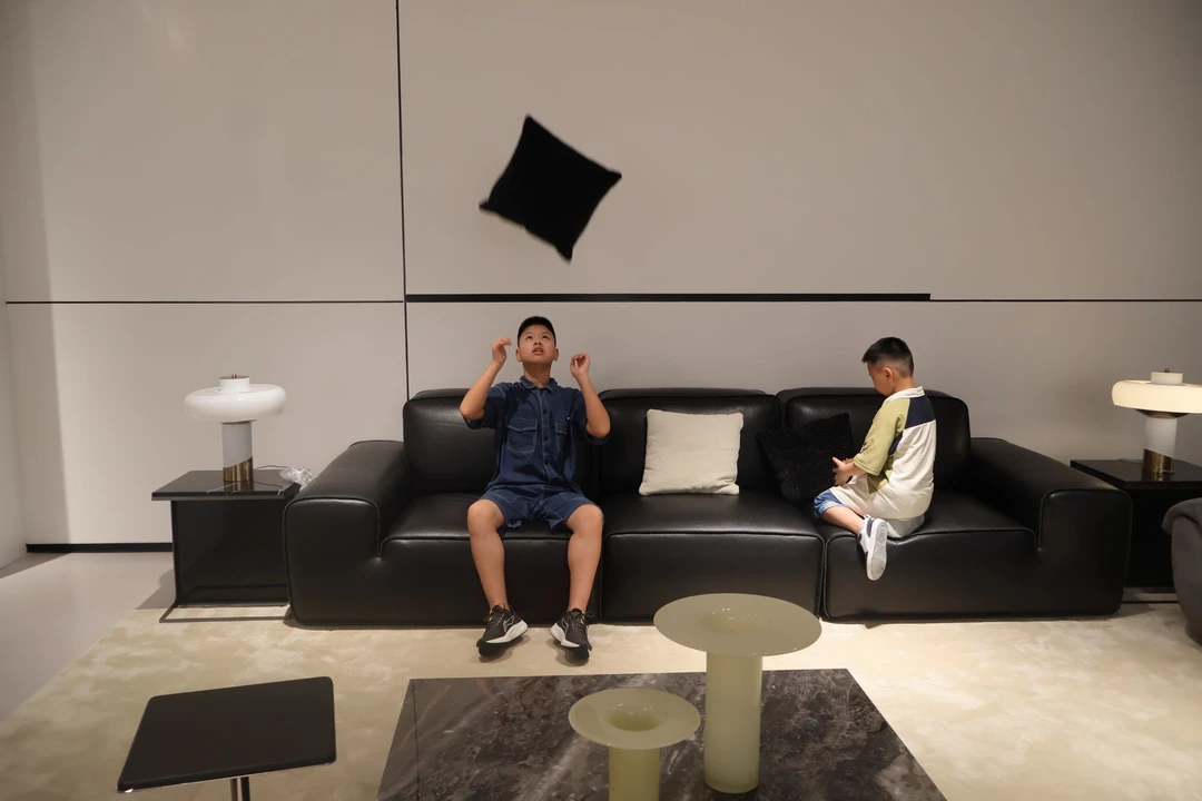 全皮软意式极简皮艺沙发大黑牛沙发轻奢北欧异形客厅小户型高级