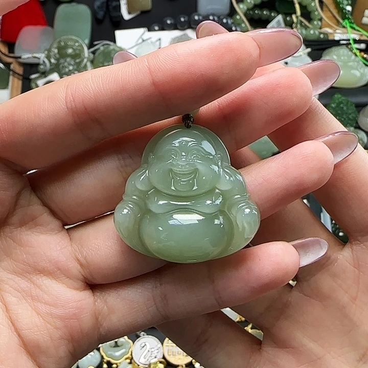 *****和田玉未镶嵌颈饰