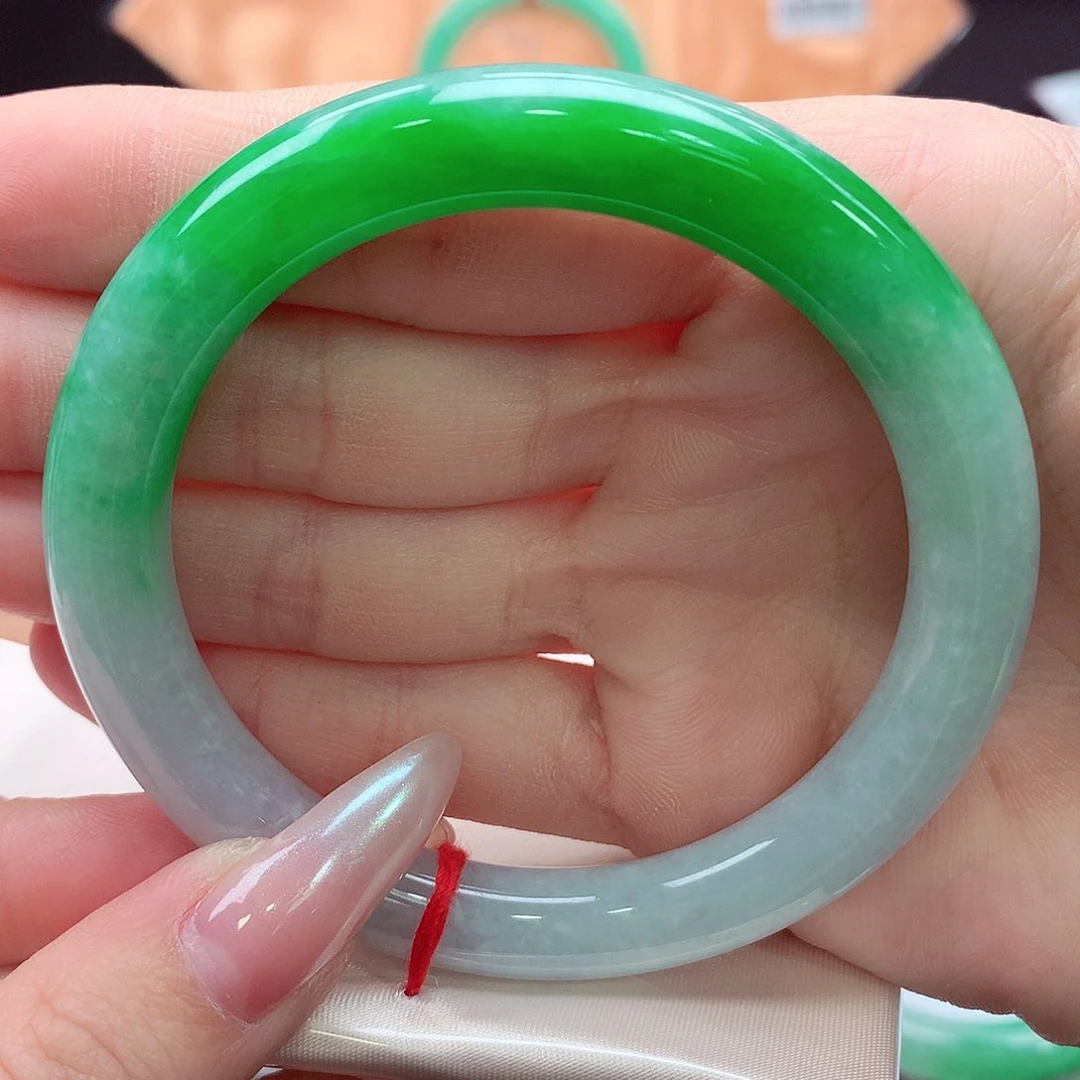 未镶嵌手镯翡翠翡翠