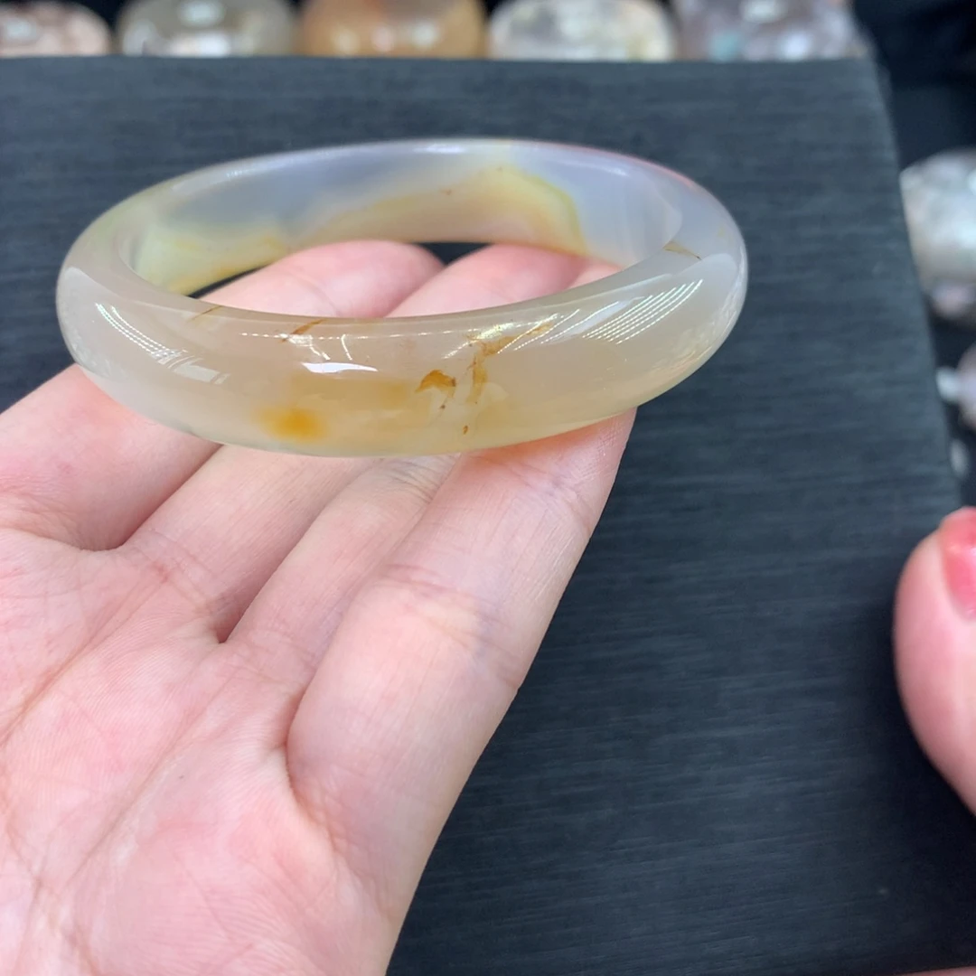 玛瑙/玉髓手镯未镶嵌天然樱花玛瑙圈口53-54（清货瑕）