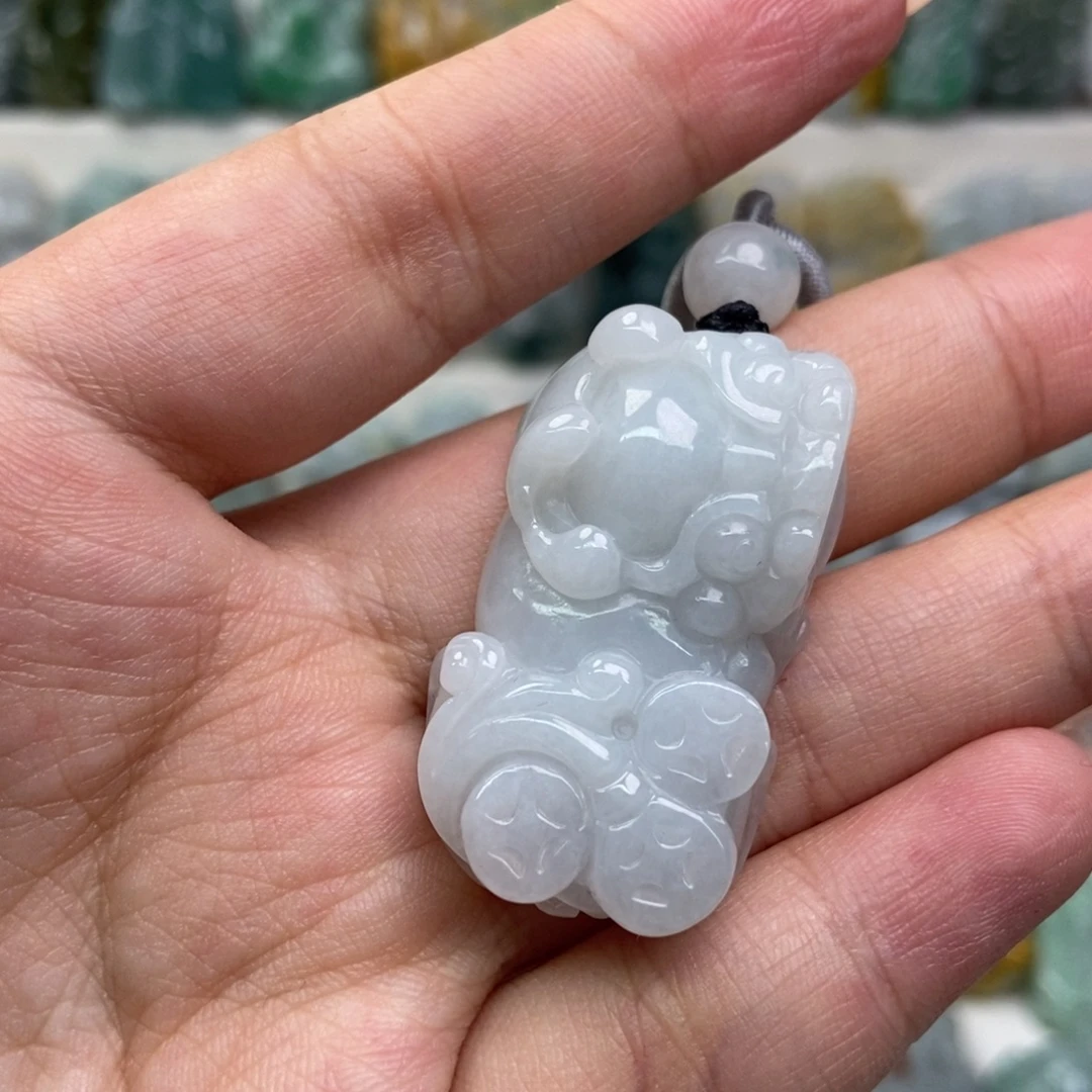 吊坠(赠链)未镶嵌翡翠