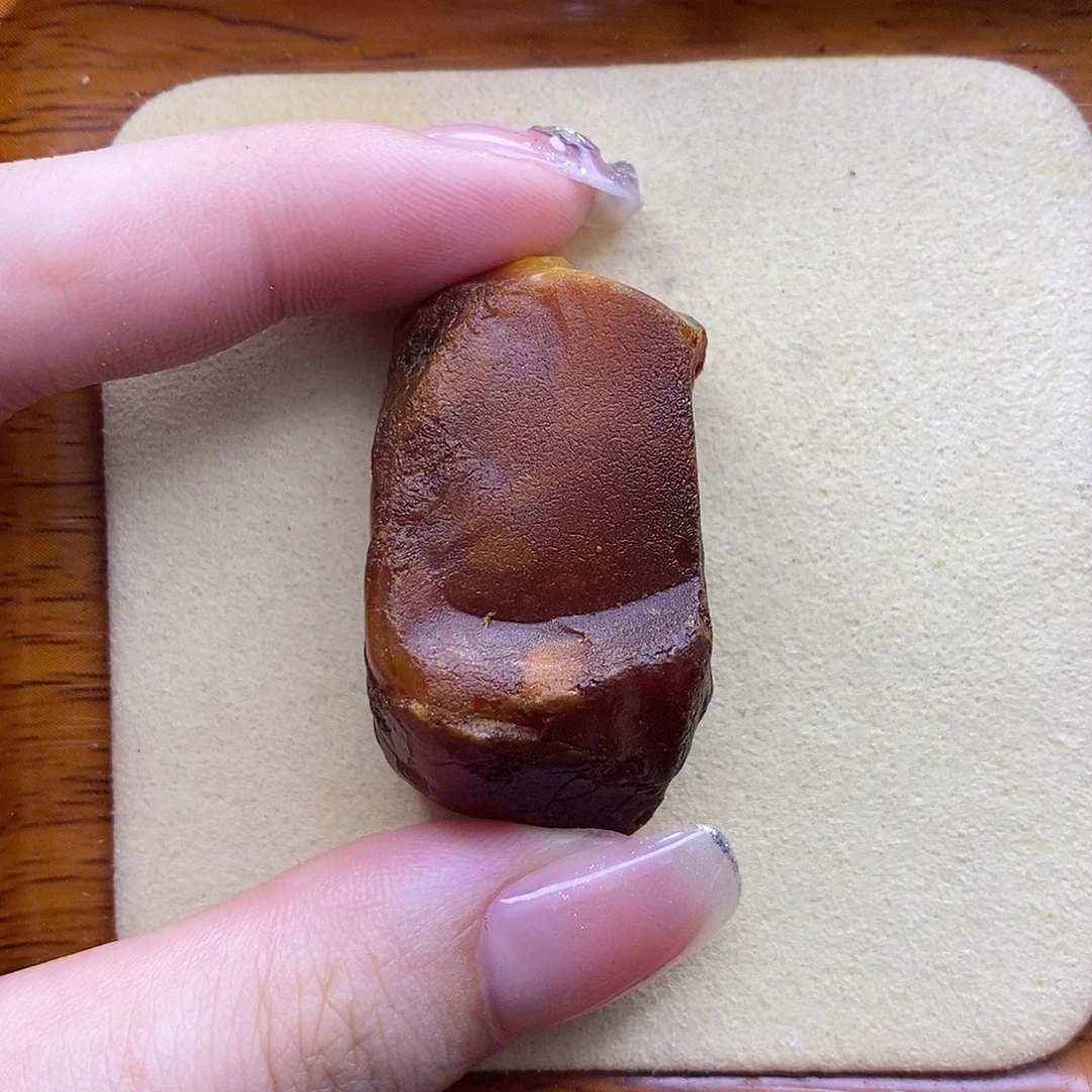 Y***u定制琥珀未镶嵌陈