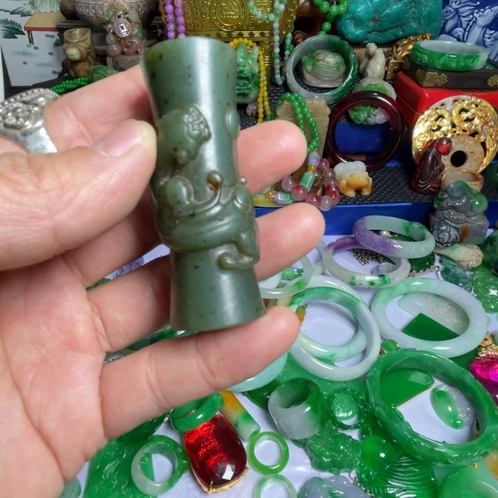 吊坠滴血莲花菩提