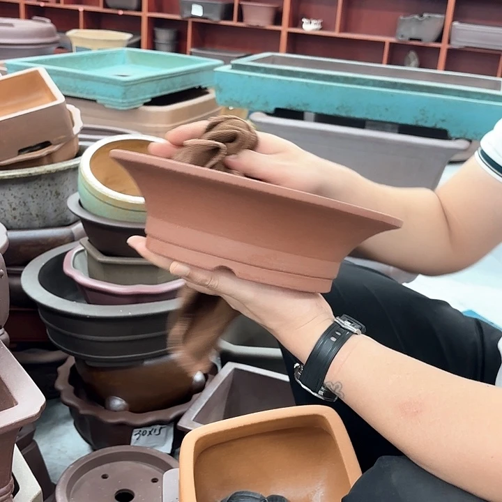 紫砂花盆紫砂的颜色很好看呀