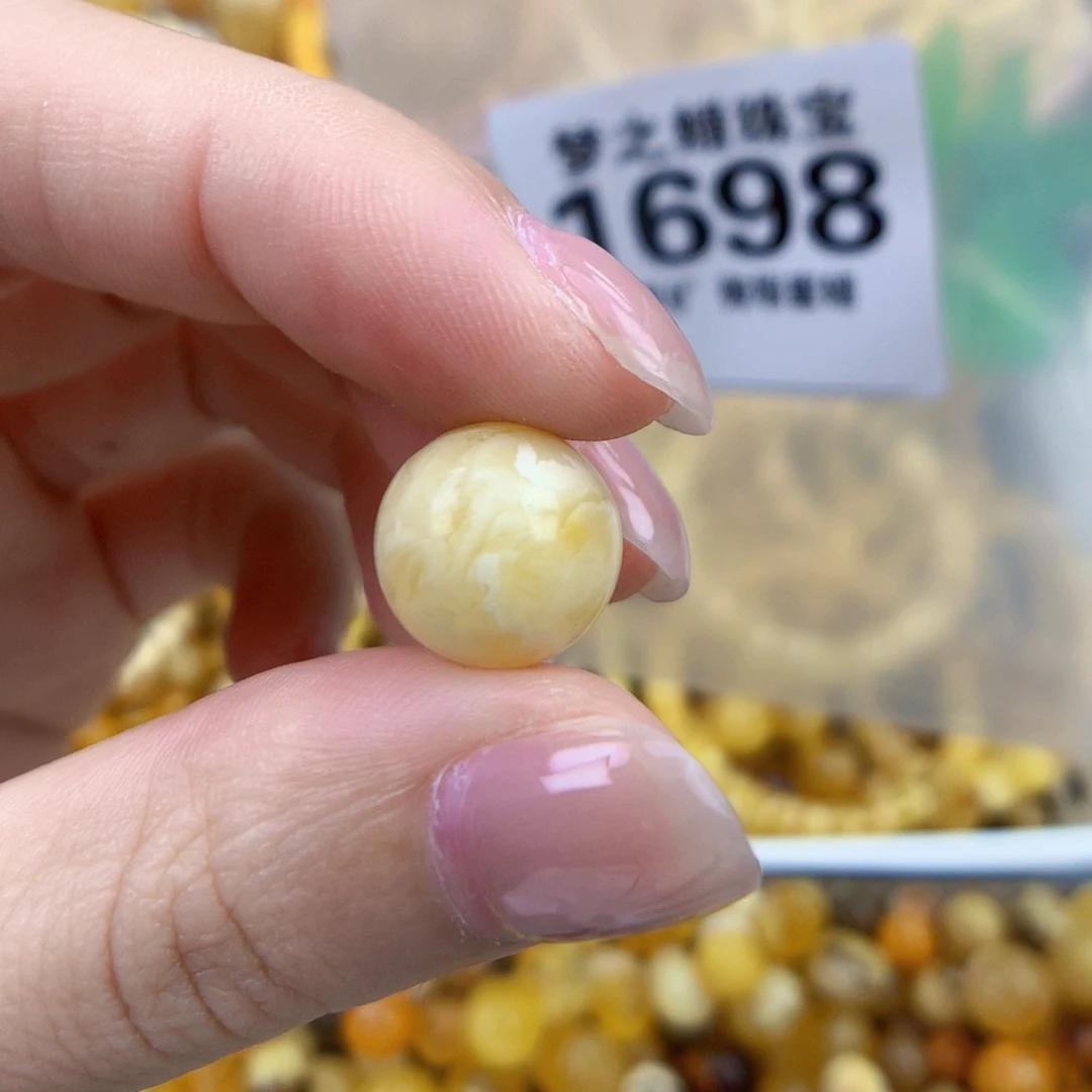 裸石琥珀未镶嵌12