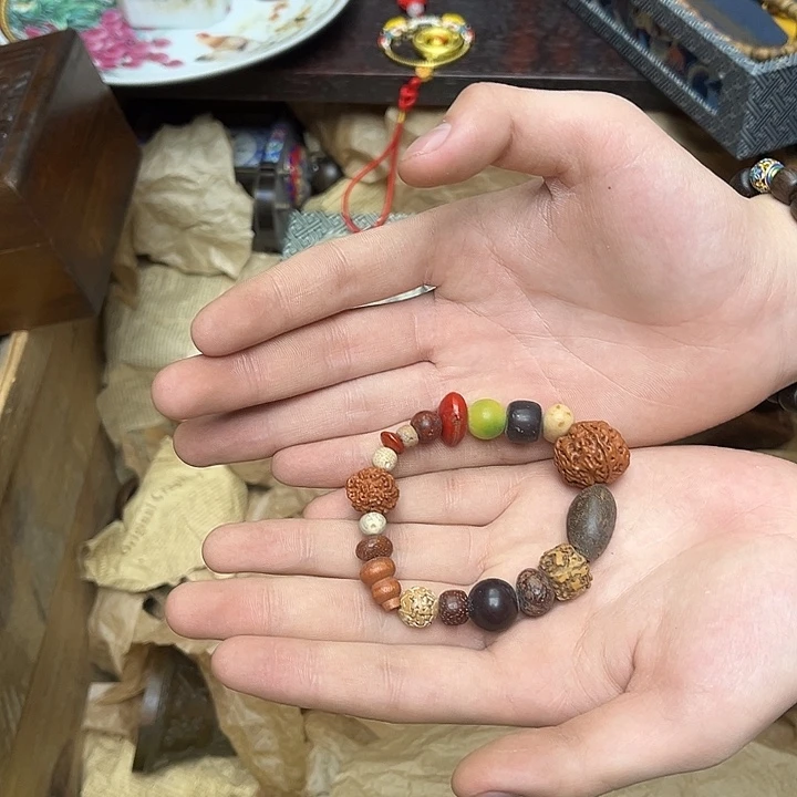 大叶紫檀（黑酸枝木类）