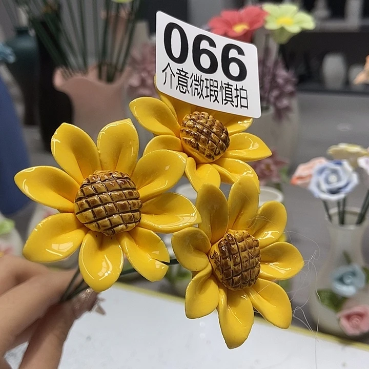 陶瓷纯手工捏花设计