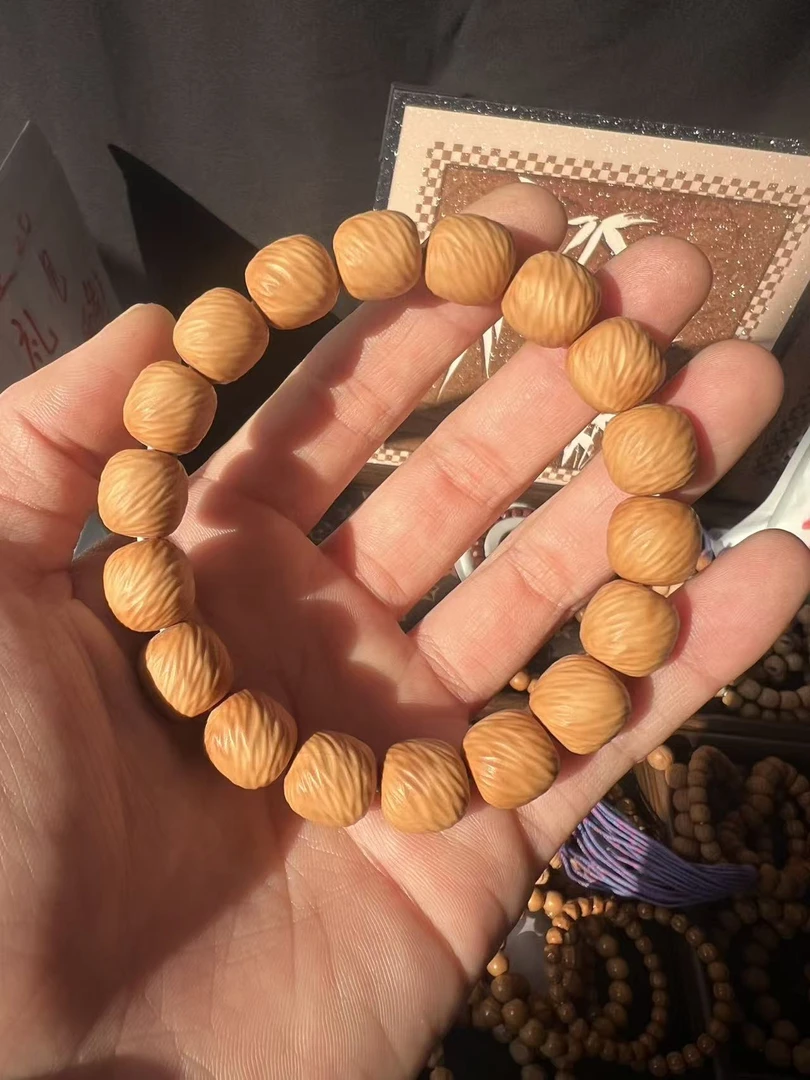 猴头核桃 全品 云锦