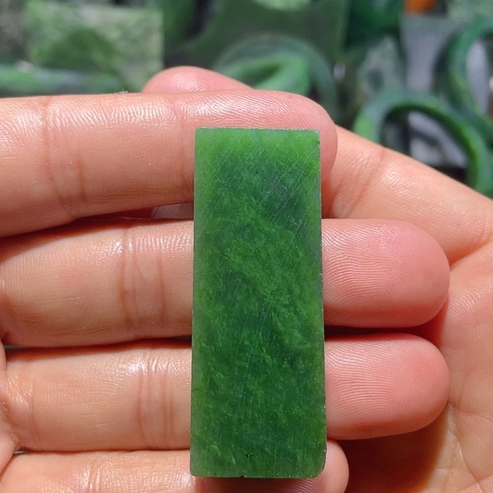 和田玉（碧玉）未镶嵌颈饰