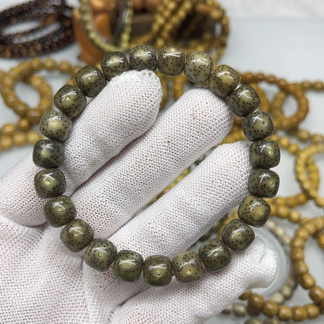 手串星月菩提黑冰10×9