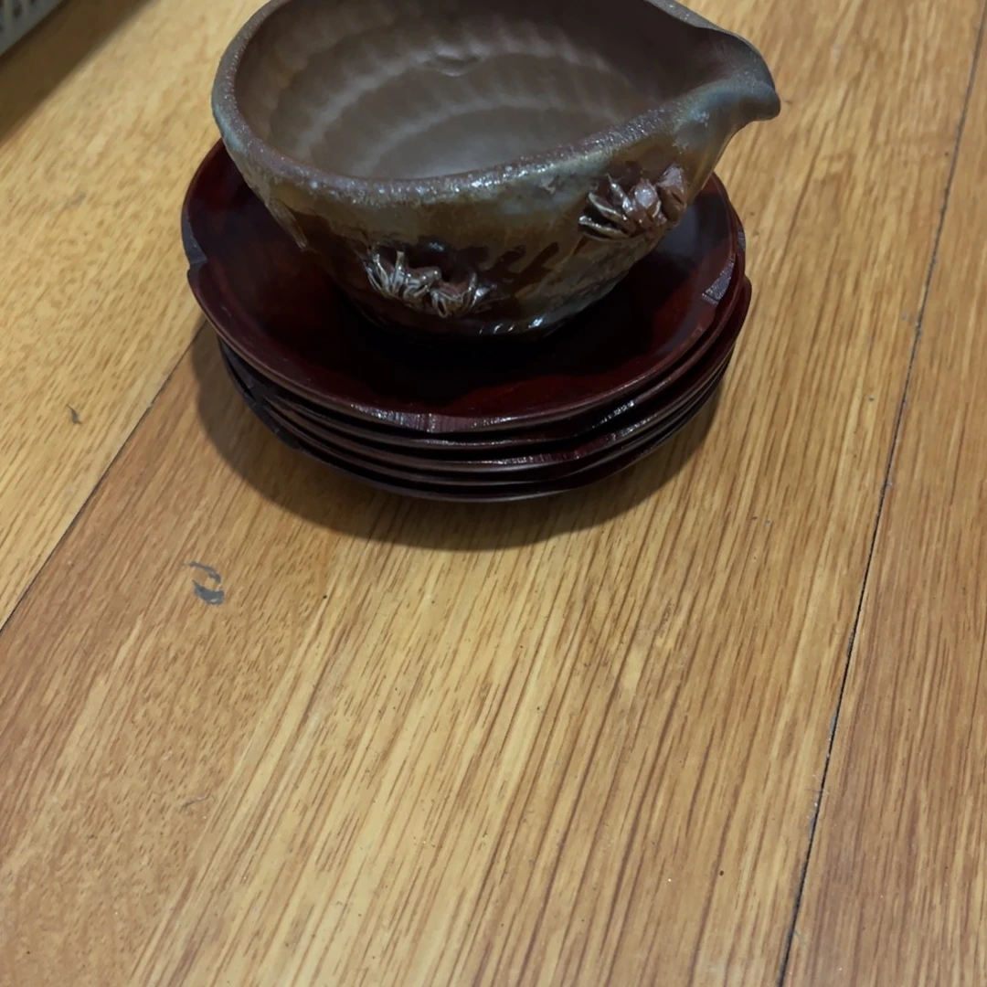 小***哥摆件陶瓷制品加工工艺技术
