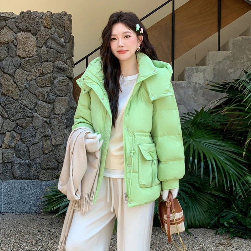 特大码羽绒服女纯色简约百搭款修身显瘦白鸭绒中长款外套冬季新款