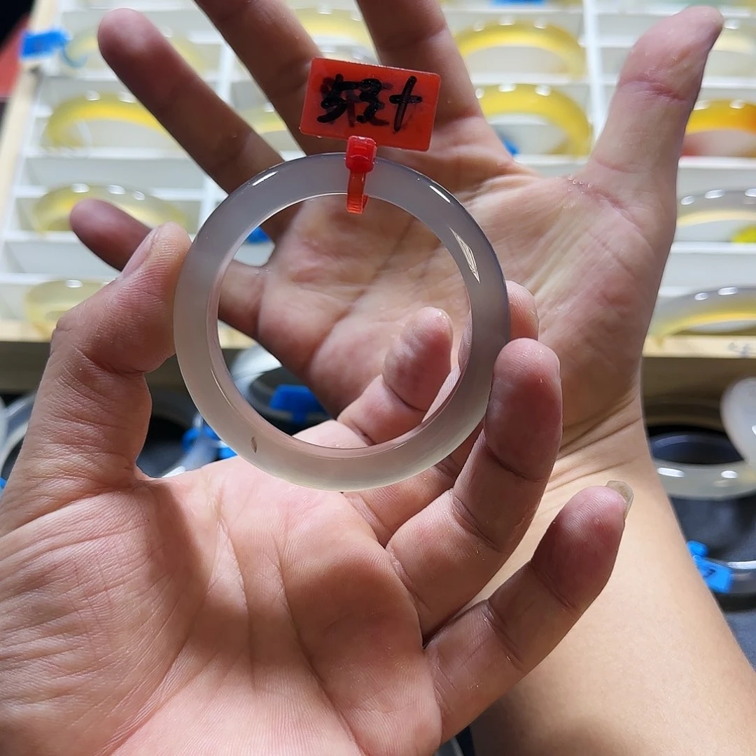 玛瑙/玉髓手镯未镶嵌泡***机