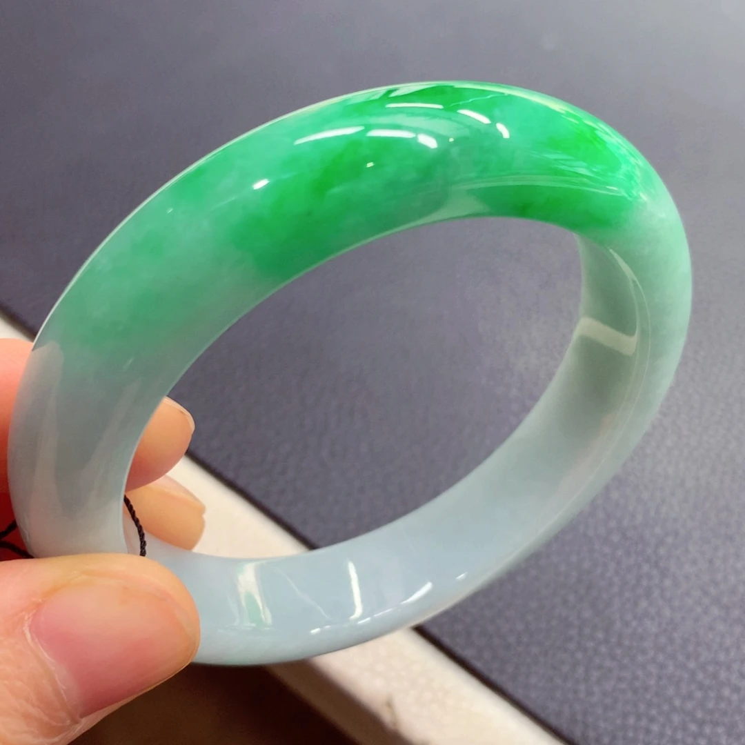 未镶嵌手镯翡翠翡翠
