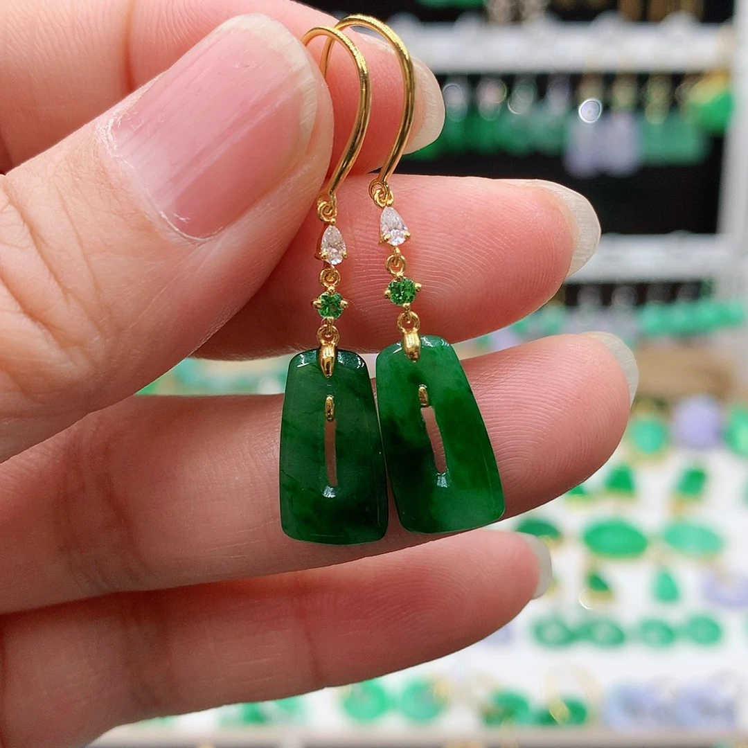 翡翠耳饰18K金镶嵌的