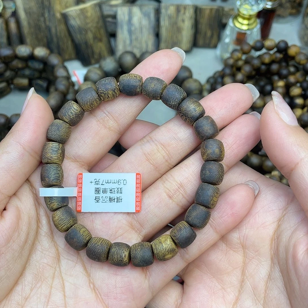 手串沉香99沉乌身圆叶鼓珠0.9
