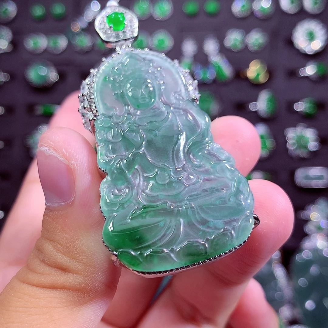 颈饰未镶嵌翡翠挂件