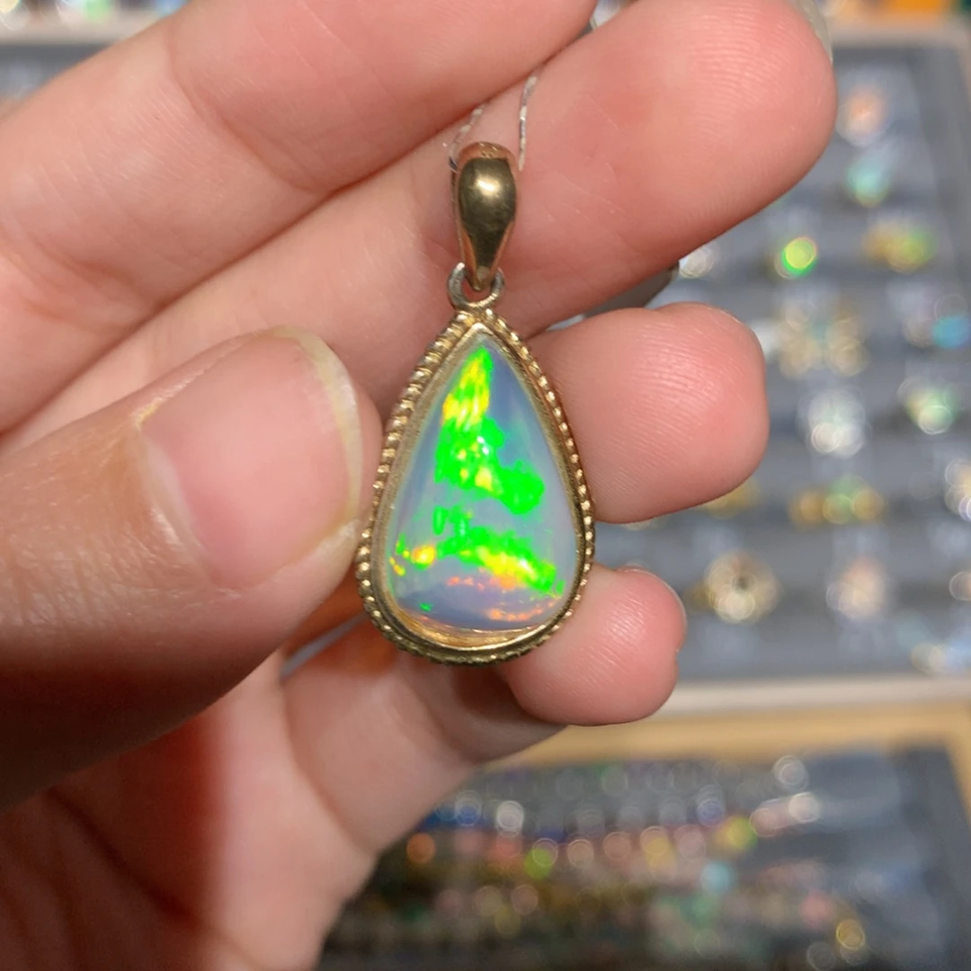 银S925镶嵌欧泊欧泊吊坠y