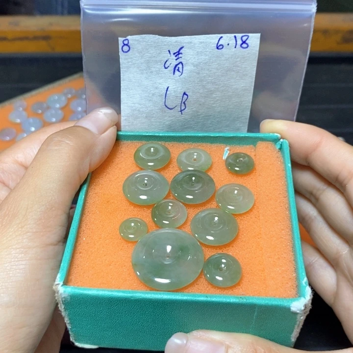 清***定制翡翠未镶嵌不退