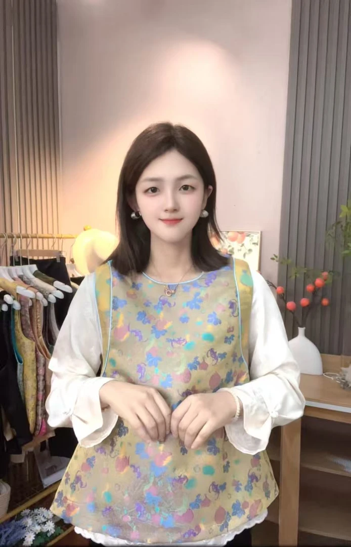 【彩色葫芦】2025新中式小众设计背心女外穿马甲减龄显瘦圆领褂子