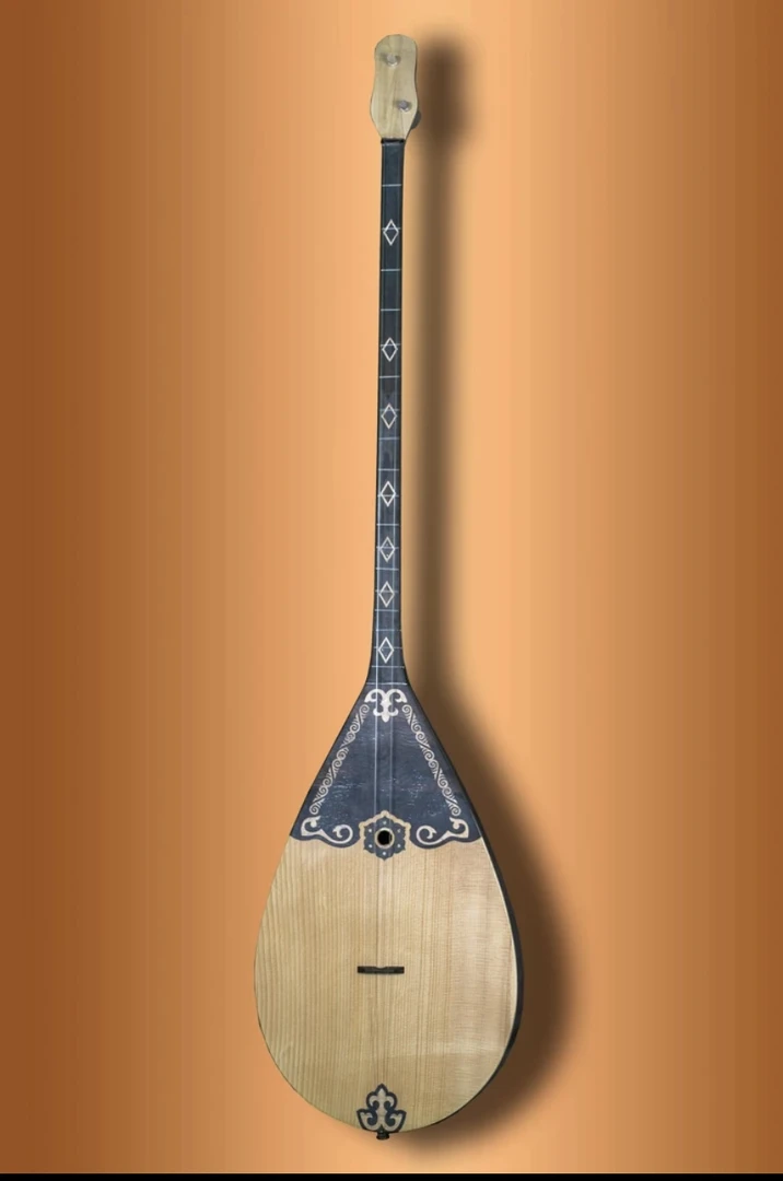 哈萨克风格冬不拉实木高档手工打造冬不拉哈萨克风格民族乐器弹奏