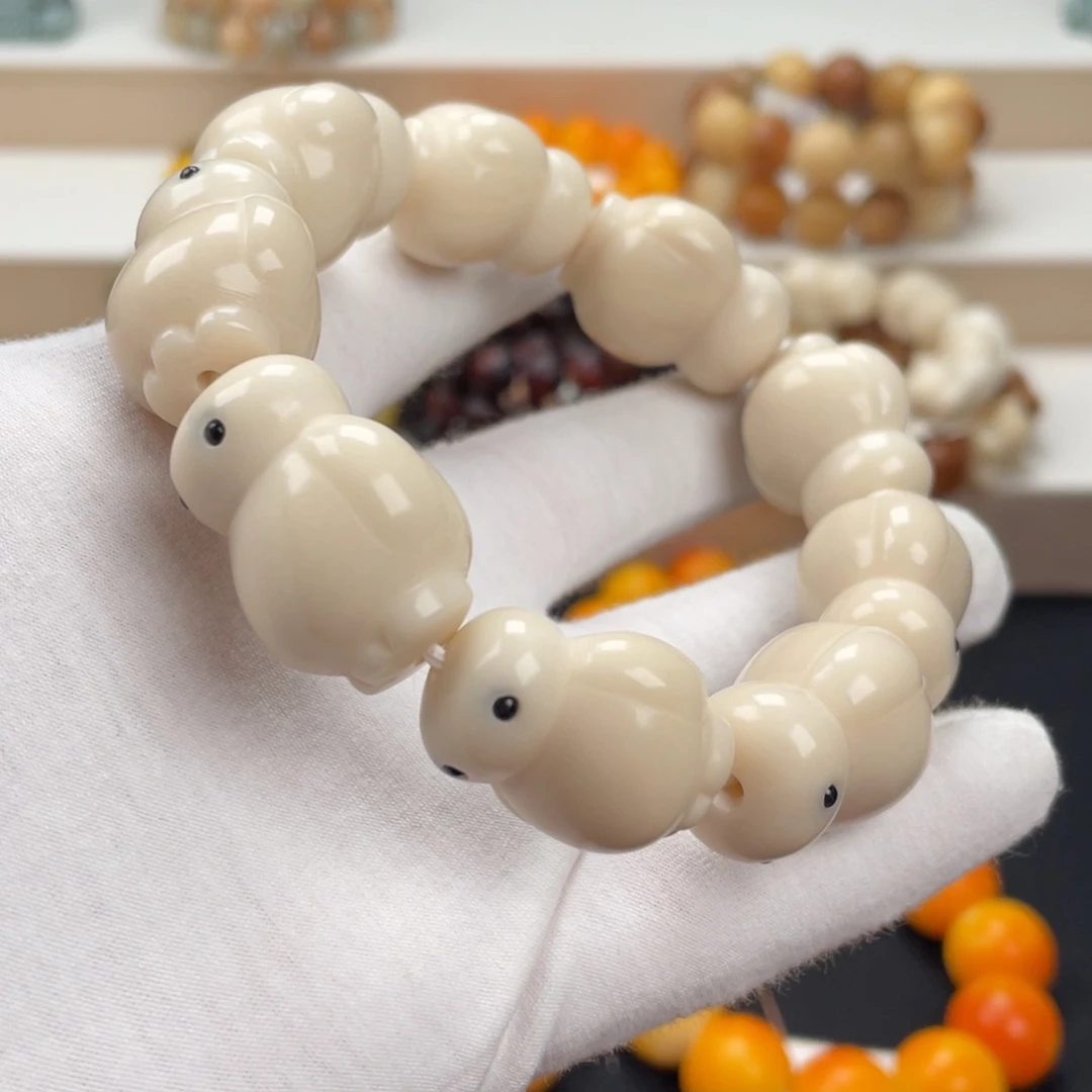 吊坠菩提根/象牙果大白通货