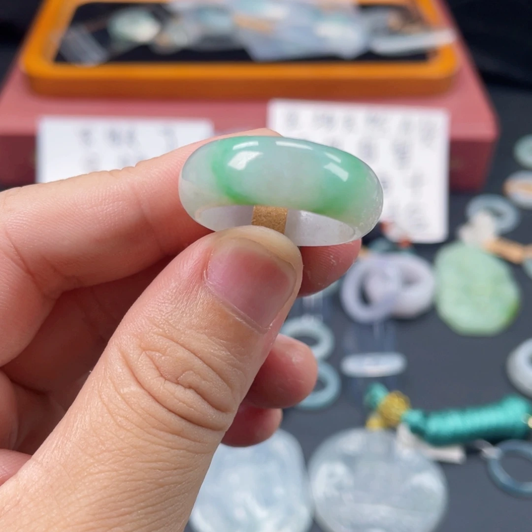 定制翡翠未镶嵌23