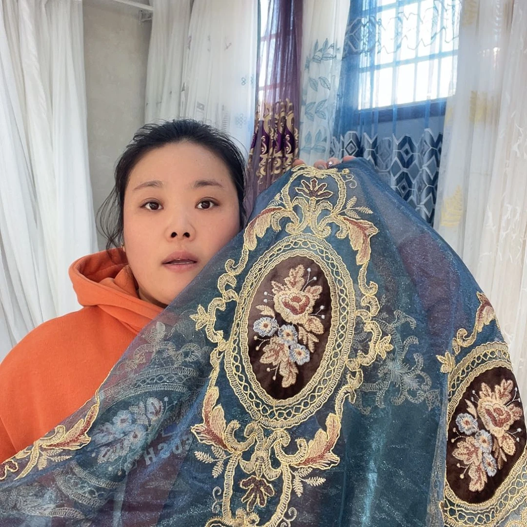 凯***旋纱定制产品七米蓝色刺绣窗纱