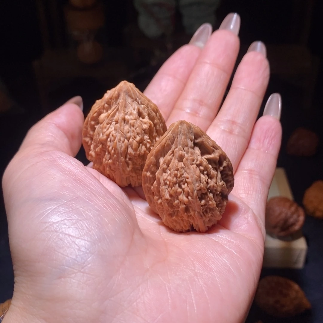 文玩核桃吊坠塔尖33