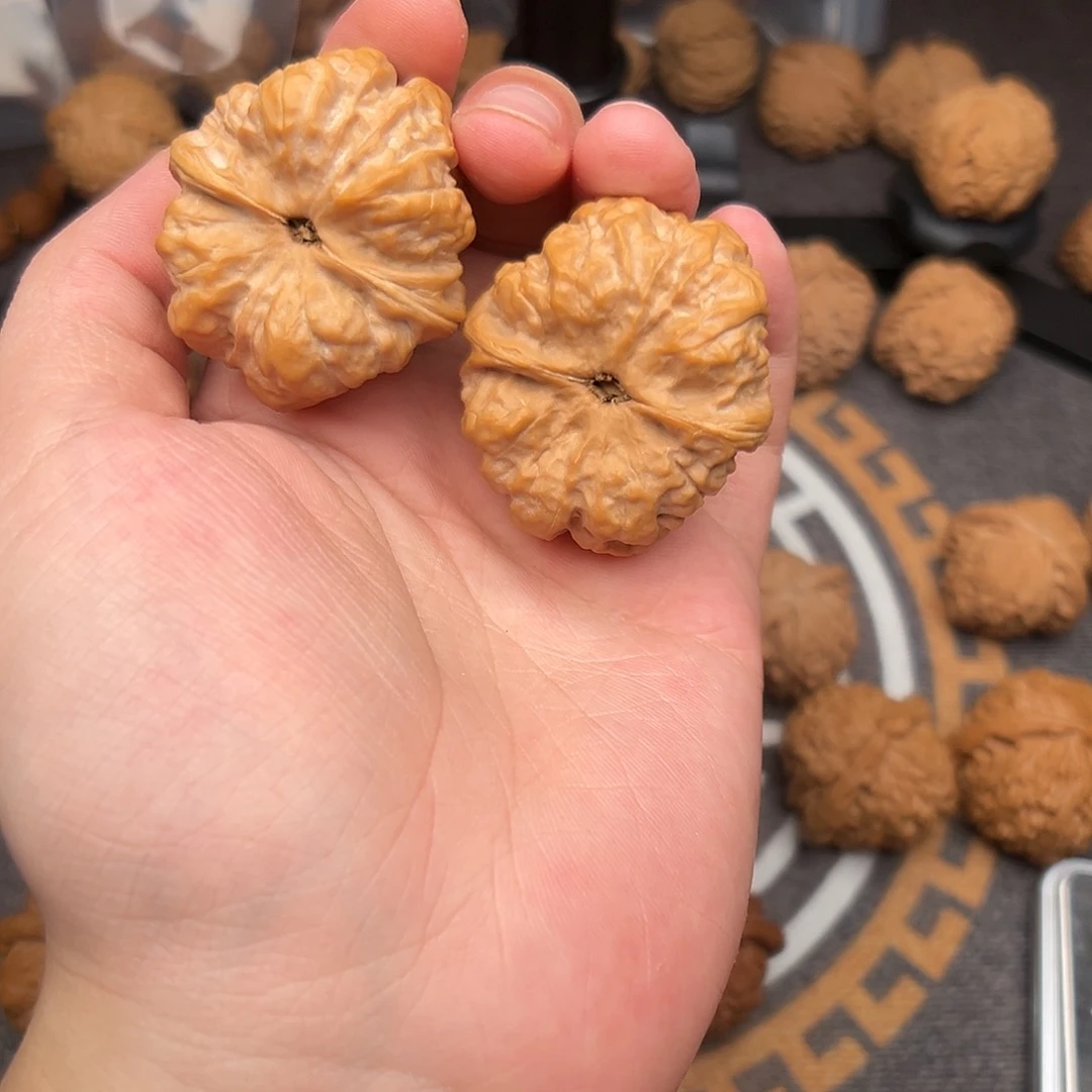 稽***哥文玩核桃吊坠蛤蟆