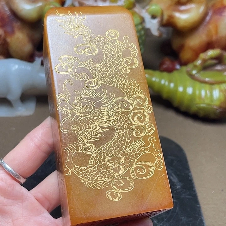 【京凡甄藏】……………………