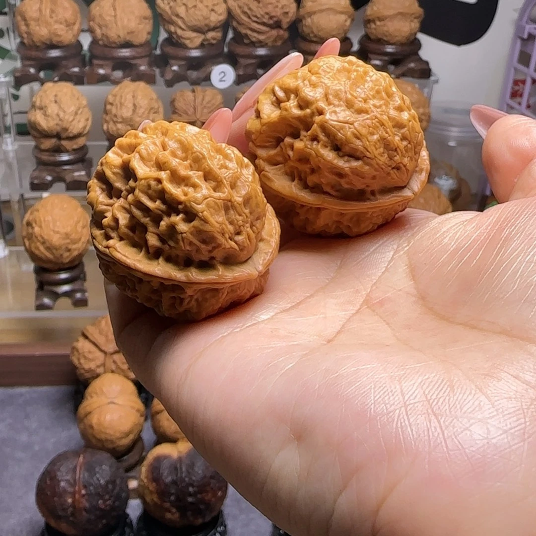 把件文玩核桃2…………4