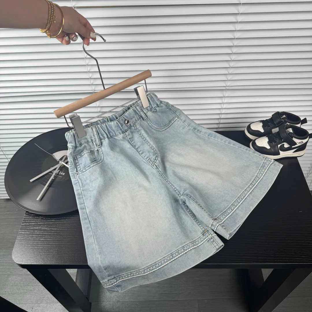 女童夏季裤子2025新款儿童牛仔短裤休闲百搭女大童时髦洋气裤子潮