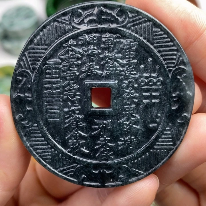 颈饰未镶嵌翡翠吊坠