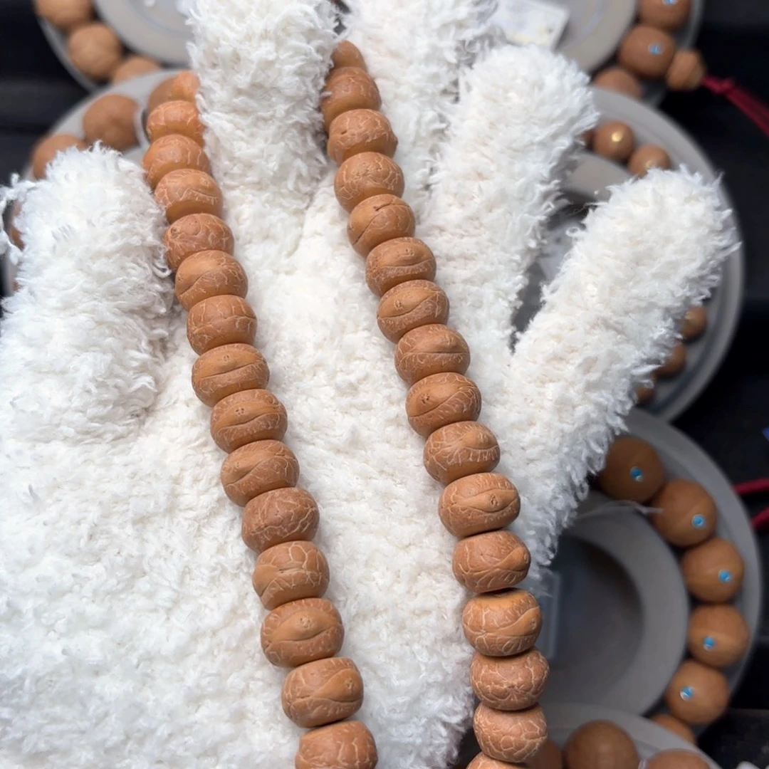 凤眼菩提吊坠阿*切片手持13