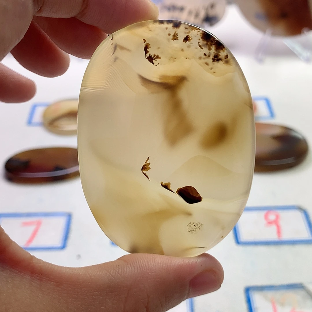 玛瑙/玉髓未镶嵌珠宝半成品