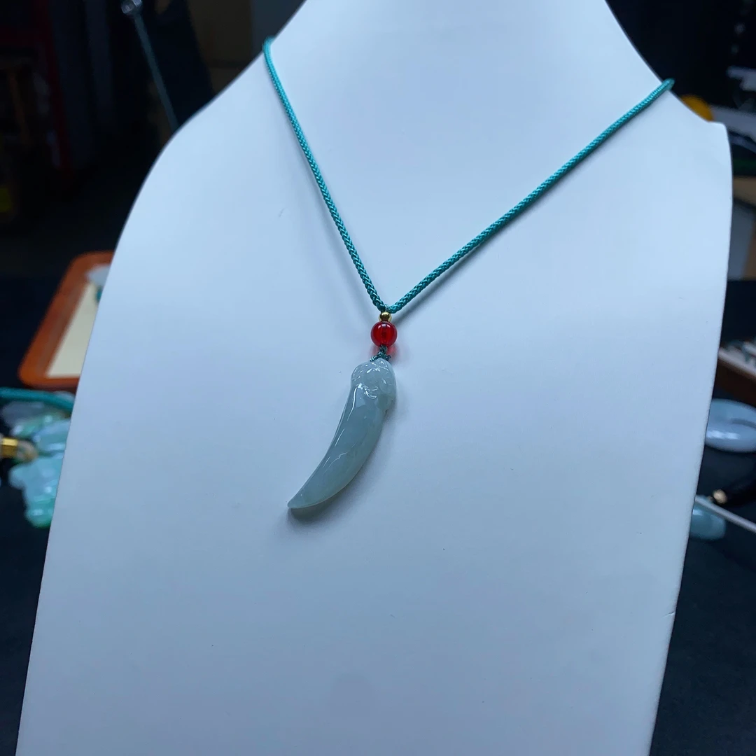 207官网正品天然翡翠龙牙